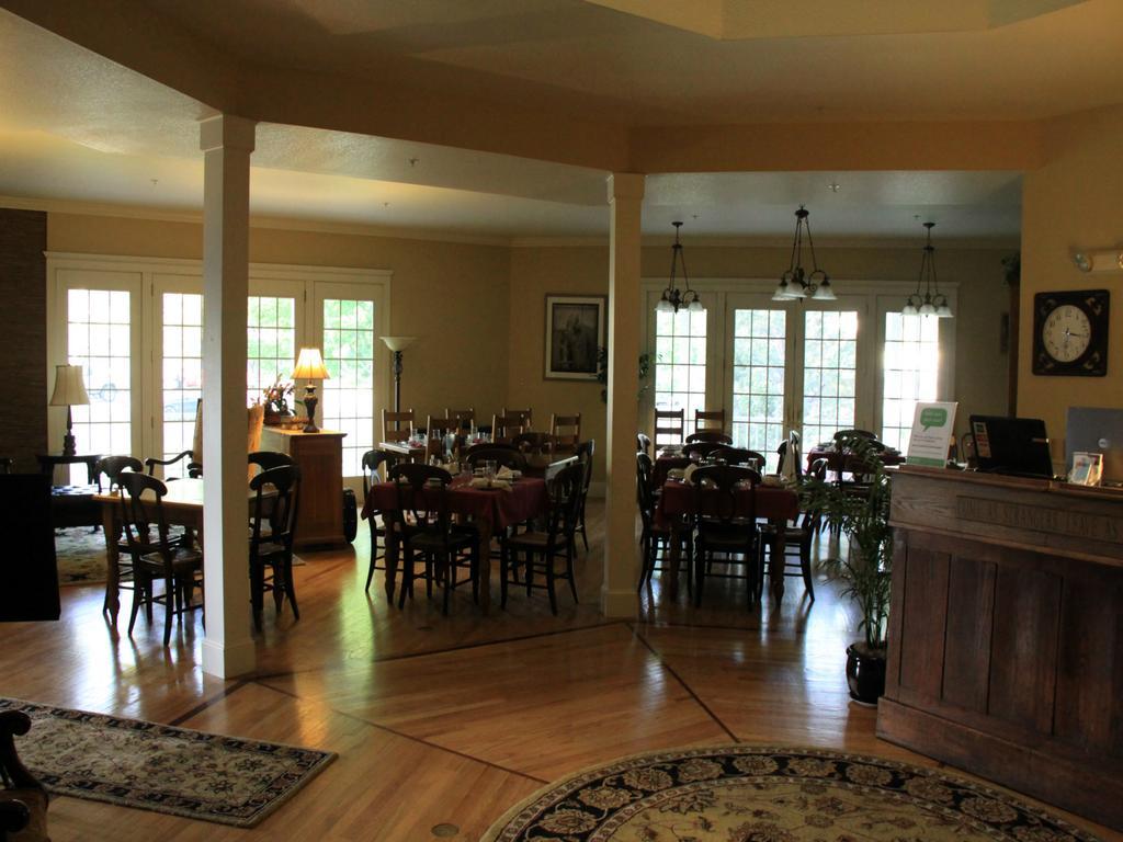 The Currier Inn Greeley Dış mekan fotoğraf